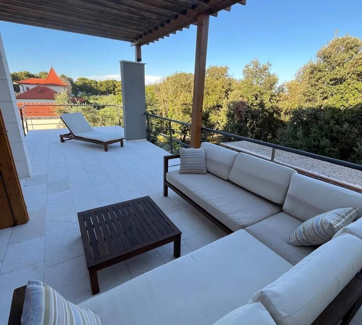 Beach House Mostir Ugljan 0*,  Croazia